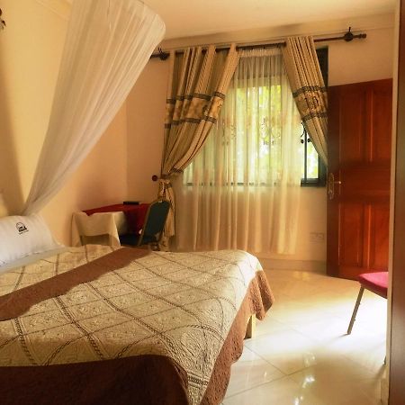 Rhino Motel Mbarara المظهر الخارجي الصورة
