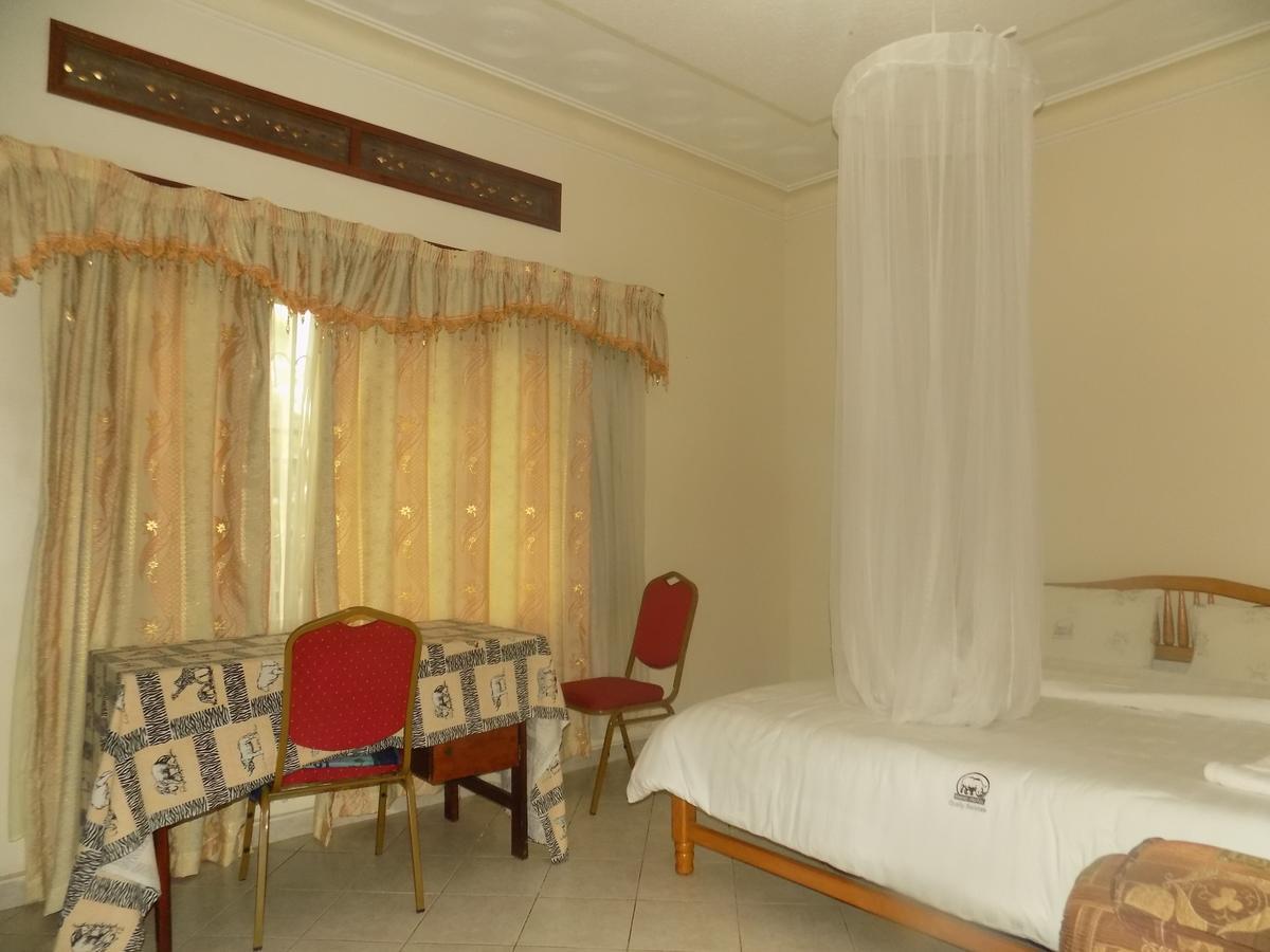 Rhino Motel Mbarara المظهر الخارجي الصورة